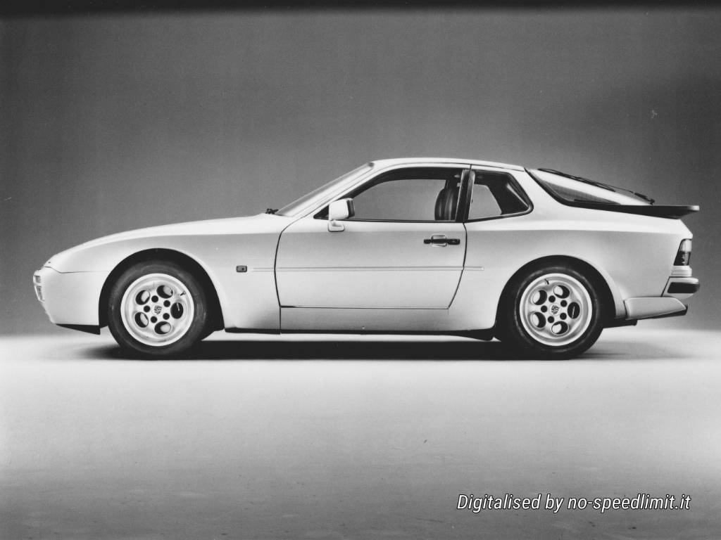 Porsche_Werkfoto_1985 944 Turbo